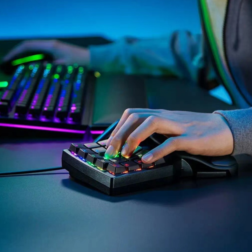 单手游戏键盘：razer雷蛇塔洛斯魔蝎v2~绝对不踩雷~的第1张示图