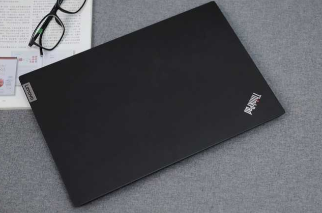 潮男都爱的联想thinkpad e14笔记本，炸裂上线中的第1张示图